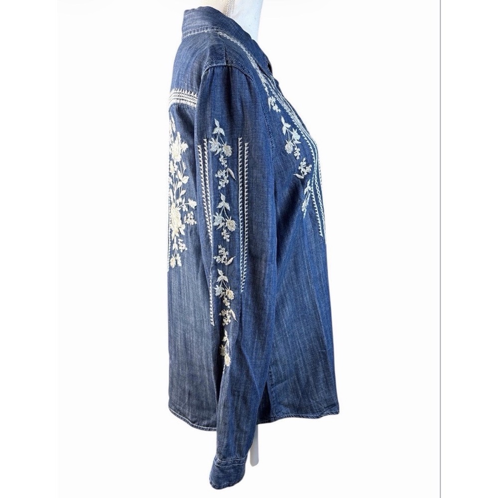 Sundance Driftwood Blue Embroidered "Auger Falls Shirt" Size Med? (e6) - Picture 2 of 10